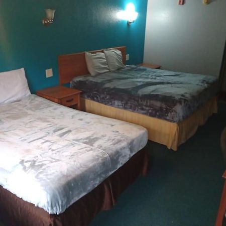 Hotel 2 Double Bed Studio 109 & Hot Tub Livingston Exterior photo