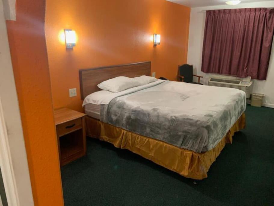 Hotel 2 Double Bed Studio 109 & Hot Tub Livingston Exterior photo
